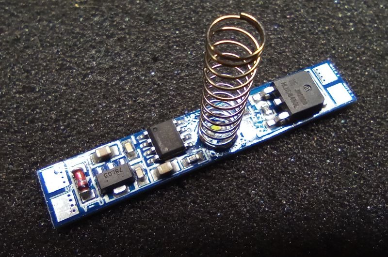 Q-PRODUCT 100279 QTSD13 spínač modrá LED